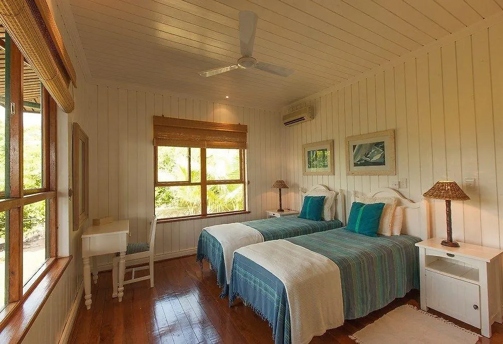 South Point Villas Серф